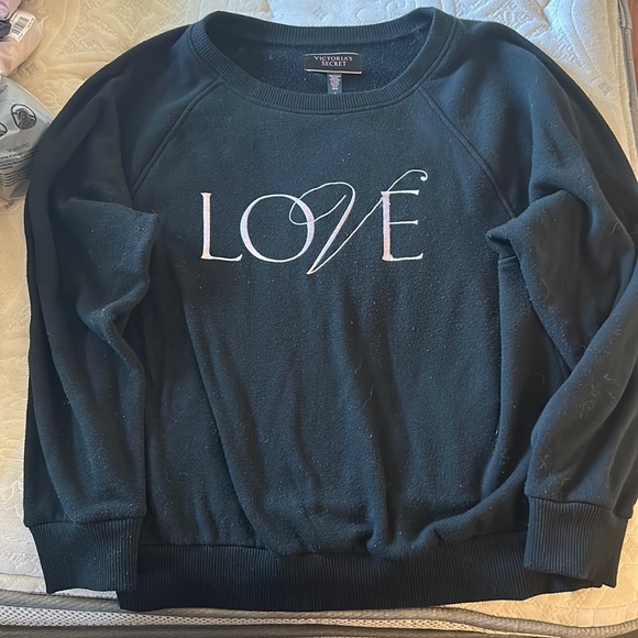 Black crew neck sweater with Love in pink - Picture 1 of 1